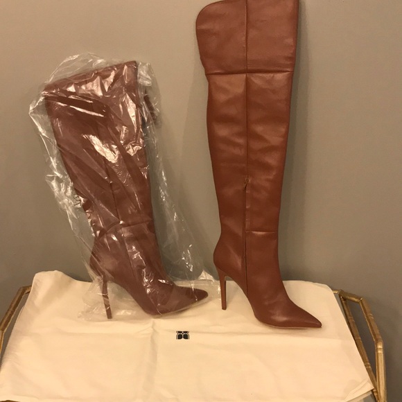 BCBGMAXARIA OVER THE KNEE/ THIGH LEATHER BOOTS - Picture 2 of 8